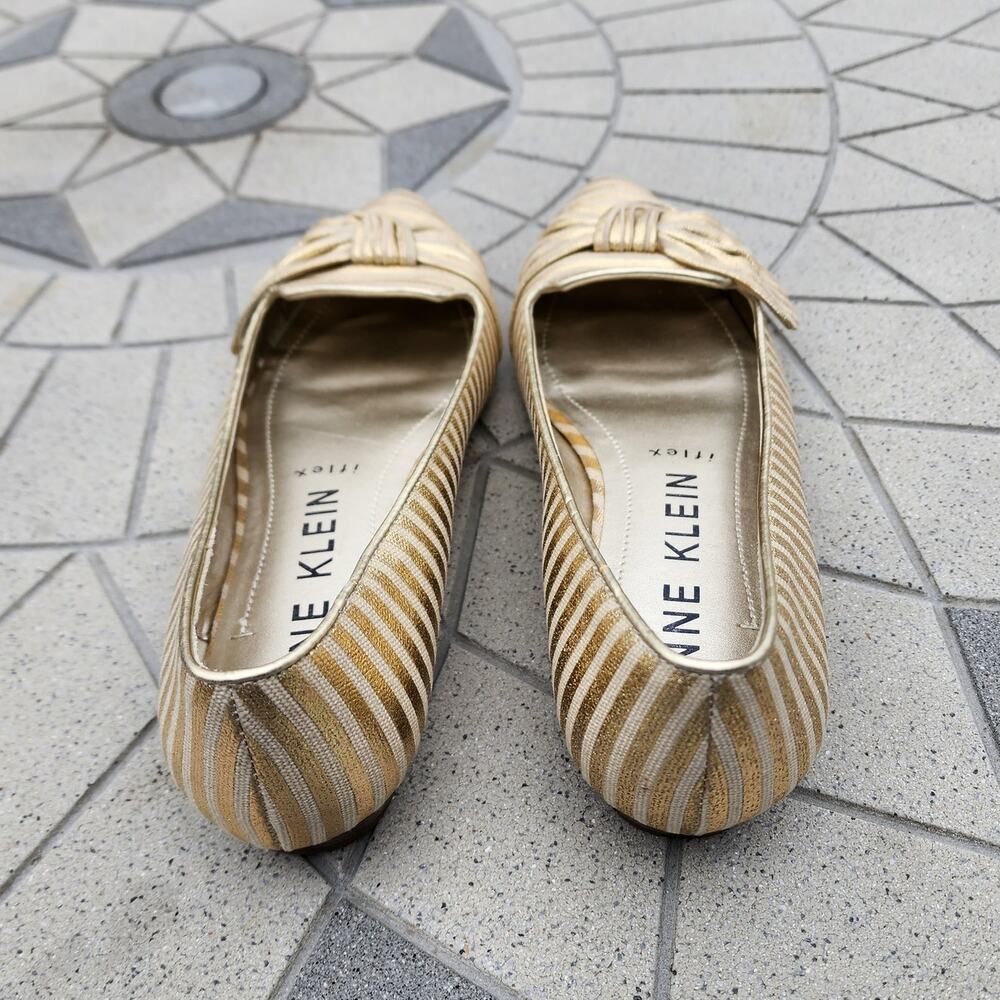 Anne Klein iFlex Breezey Striped Bow Gold Pumps 7.5 - Picture 5 of 11